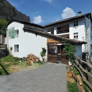 Rocca Di Bajedo Bed & Breakfast